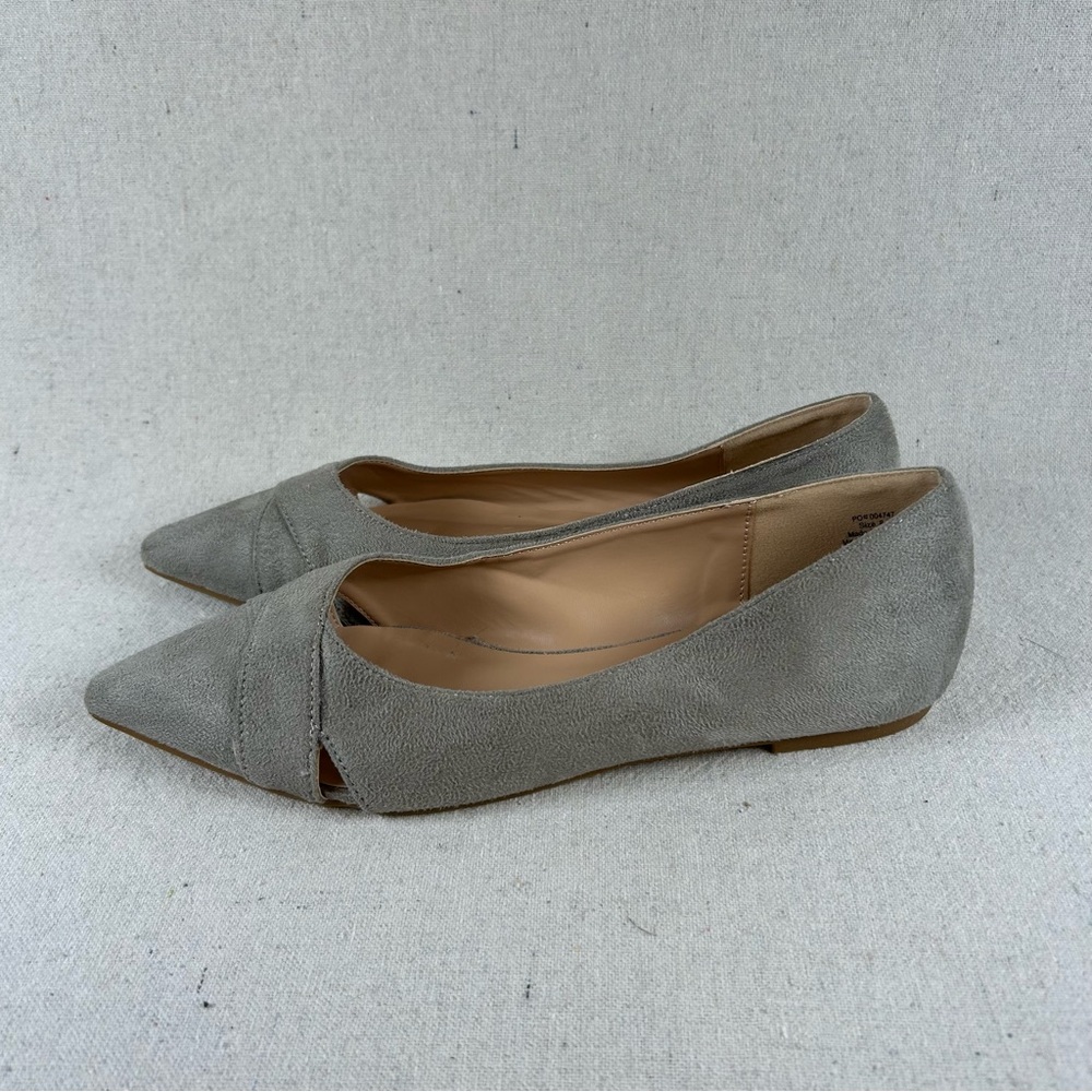 Journee Collection Women’s 8 Gray 'Winslo' Flat - Picture 5 of 9